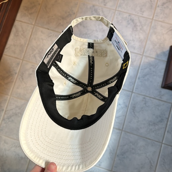 MLB Pirates hat - Picture 6 of 8